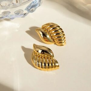 “Hoja Dorada” – Golden Leaf Earrings